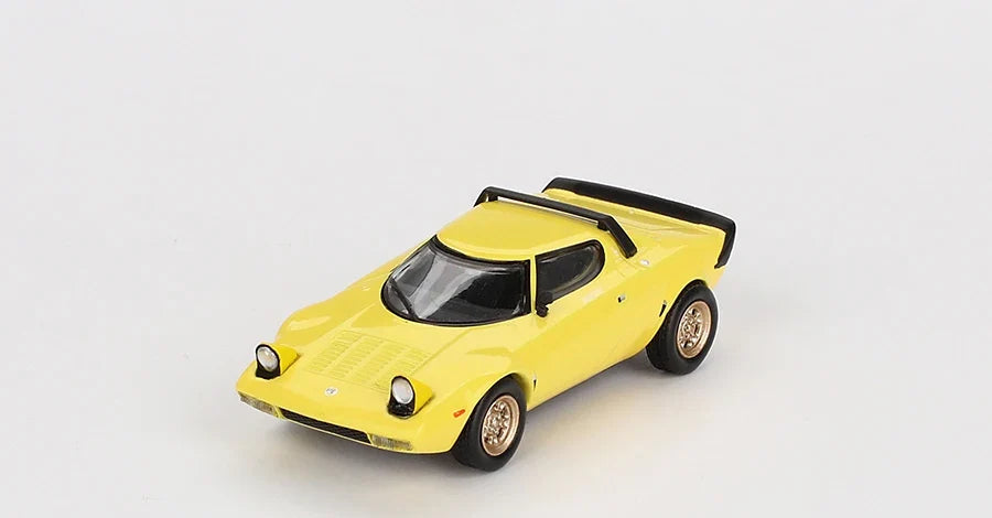 TSM Model 1:64 Diecast Car, Classic Cruiser